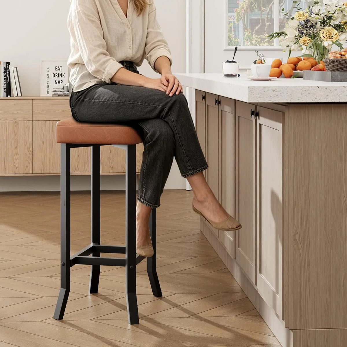Modern Metal Frame PU Leather Counter Height Bar Stools With Footrest